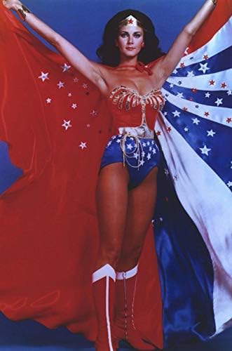 Lynda Carter kao WW 11 X17 inčni mini poster SM