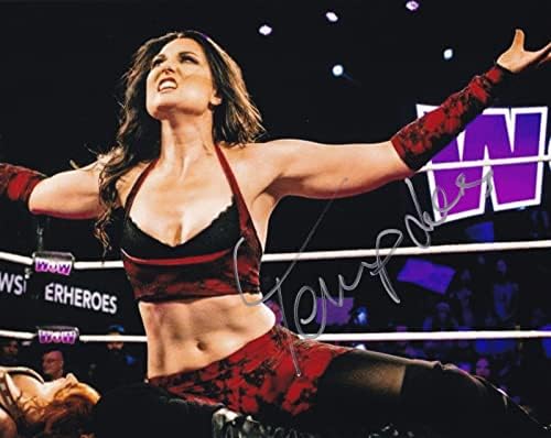 Zavodnica potpisana wow 8x10 photo WWE Katie Lea Burchill Impact Winter TNA 1 - AUTOGREM Fudbalske fotografije