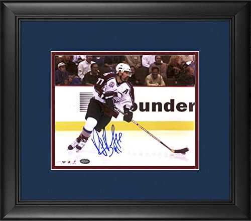 Ray Bourque Colorado lavina uokvirena autogramirana 8 x 10 Stanley Cup fotografije - autogramirane NHL fotografije